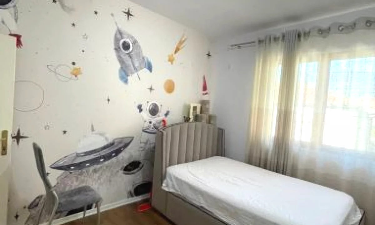 Shtepi me qera Apartament ne Tirane, 2+1, Mobilimi E mobiluar, Pagesa 480  Euro.