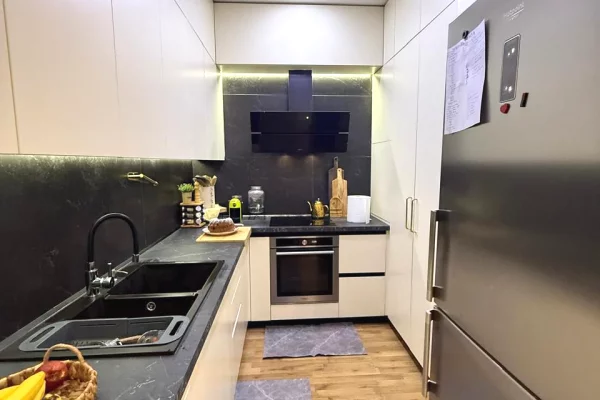 Shtepi me qera 2+1 ne Tirane - 600 Euro
