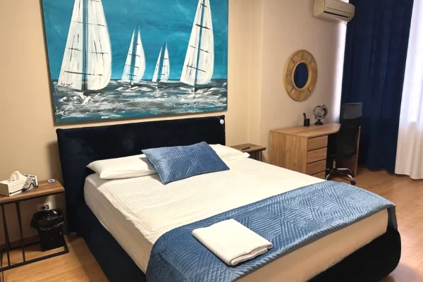 Shtepi me qera 2+1 ne Tirane - 750 Euro