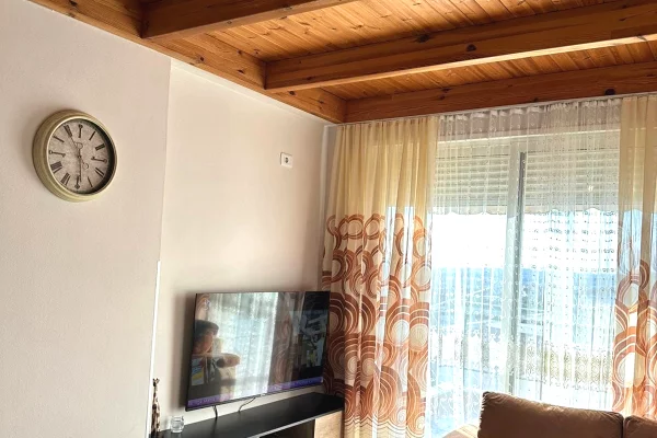 Shtepi me qera 2+1 ne Tirane - 500 Euro