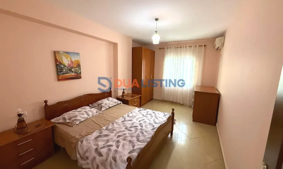Shtepi me qera Apartament ne Tirane, 2+1, Mobilimi E mobiluar, Pagesa 1,000  Euro.