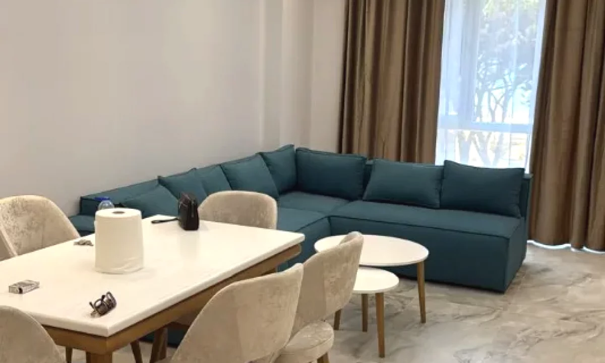 Shtepi ne shitje Apartament ne Durres, 2+1, Mobilimi E mobiluar, Pagesa 220,000  Euro.