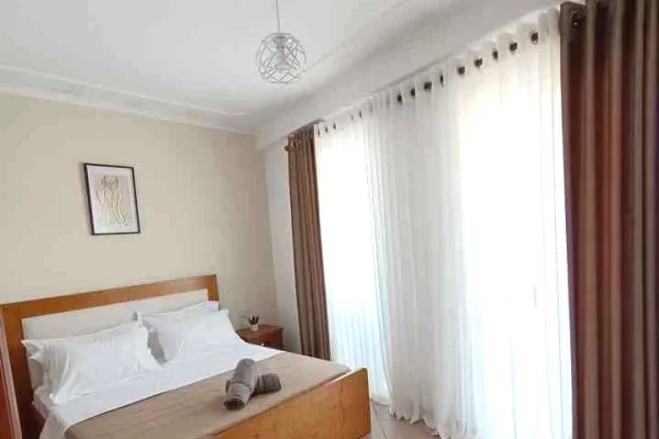 Shtepi me qera 1+1 ne Tirane - 650 Euro