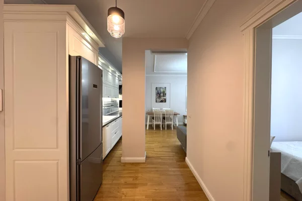 Shitet apartament 3+1+2+Post Parkimi tek Rruga Eduard Mano , Kopshti Zoologjik , Kopshti Botanik , L