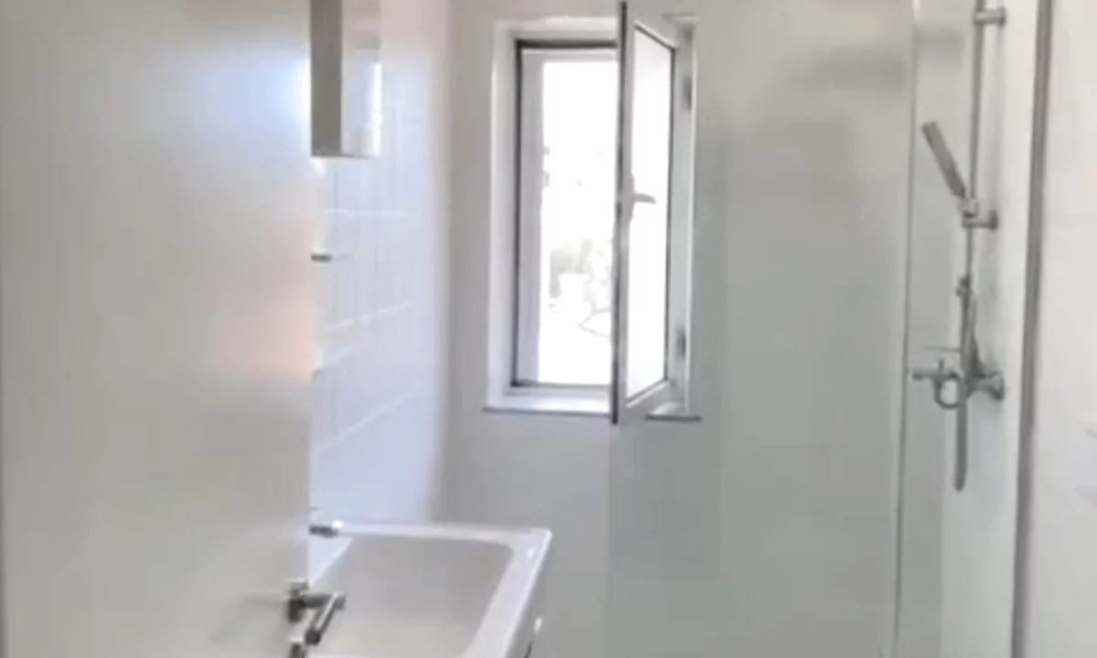 Shtepi me qera Apartament ne Tirane, 2+1, Mobilimi E mobiluar, Pagesa 750  Euro.