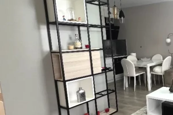 Shtepi me qera 1+1 ne Tirane - 600 Euro