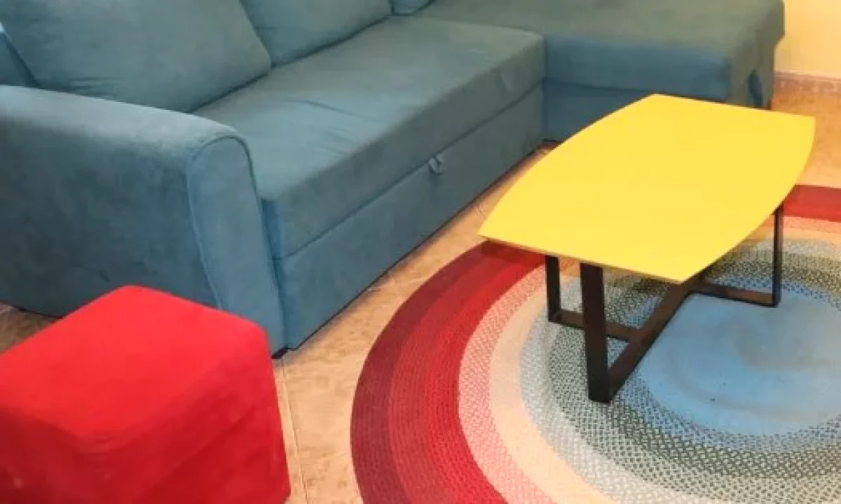 Shtepi me qera Apartament ne Tirane, 2+1, Mobilimi E mobiluar, Pagesa 700  Euro.