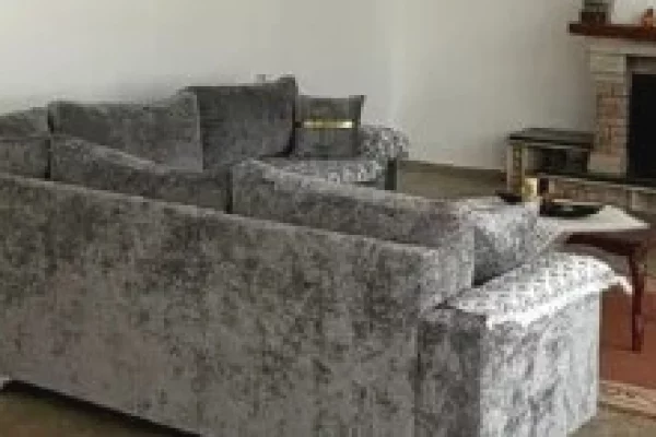 Shtepi me qera 2+1 ne Tirane - 600 Euro