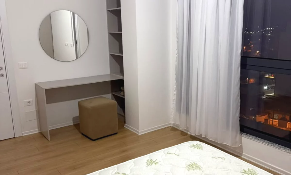 Shtepi me qera Apartament ne Tirane, 1+1, Mobilimi E mobiluar, Pagesa 550  Euro.