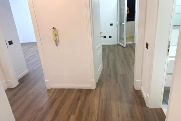 Shtepi ne shitje 2+1 ne Tirane - 180,000 Euro