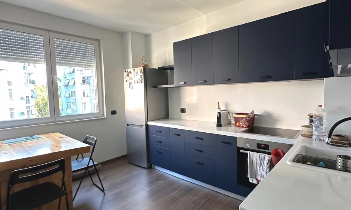 Shtepi me qera Apartament ne Tirane, 2+1, Mobilimi E mobiluar, Pagesa 1,300  Euro.