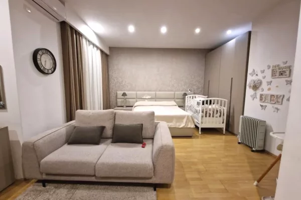 Shtepi ne shitje 2+1 ne Tirane - 350,000 Euro