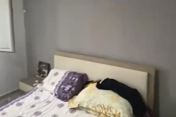 Jepet apartament 2+1 me qira tek Rruga Bill Klinton , Kodra e Diellit . 