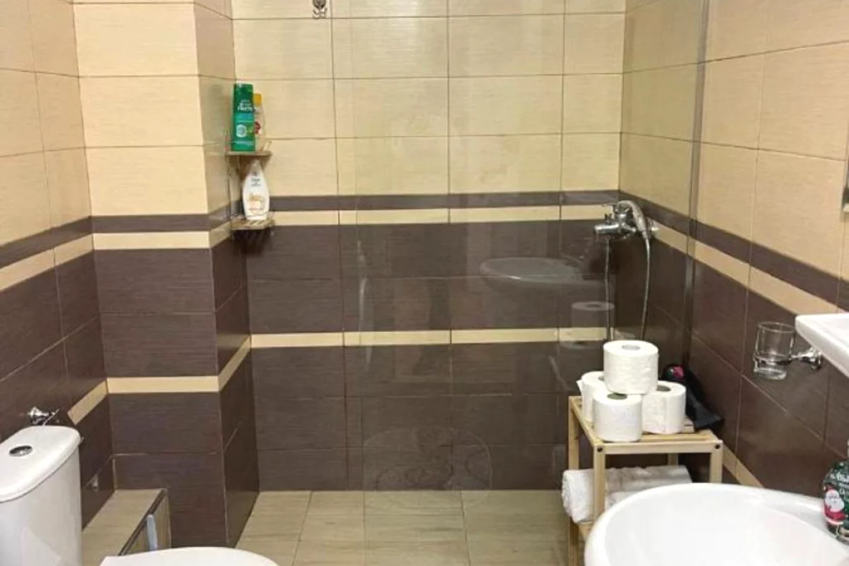 Shtepi me qera Apartament ne Tirane, 1+1, Mobilimi E mobiluar, Pagesa 600  Euro.
