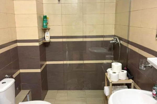 Shtepi me qera 1+1 ne Tirane - 600 Euro