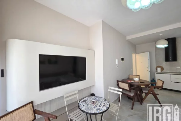 Shitet apartament 1+1+Verande tek Rezidenca Santorini 1 , Dhermi 