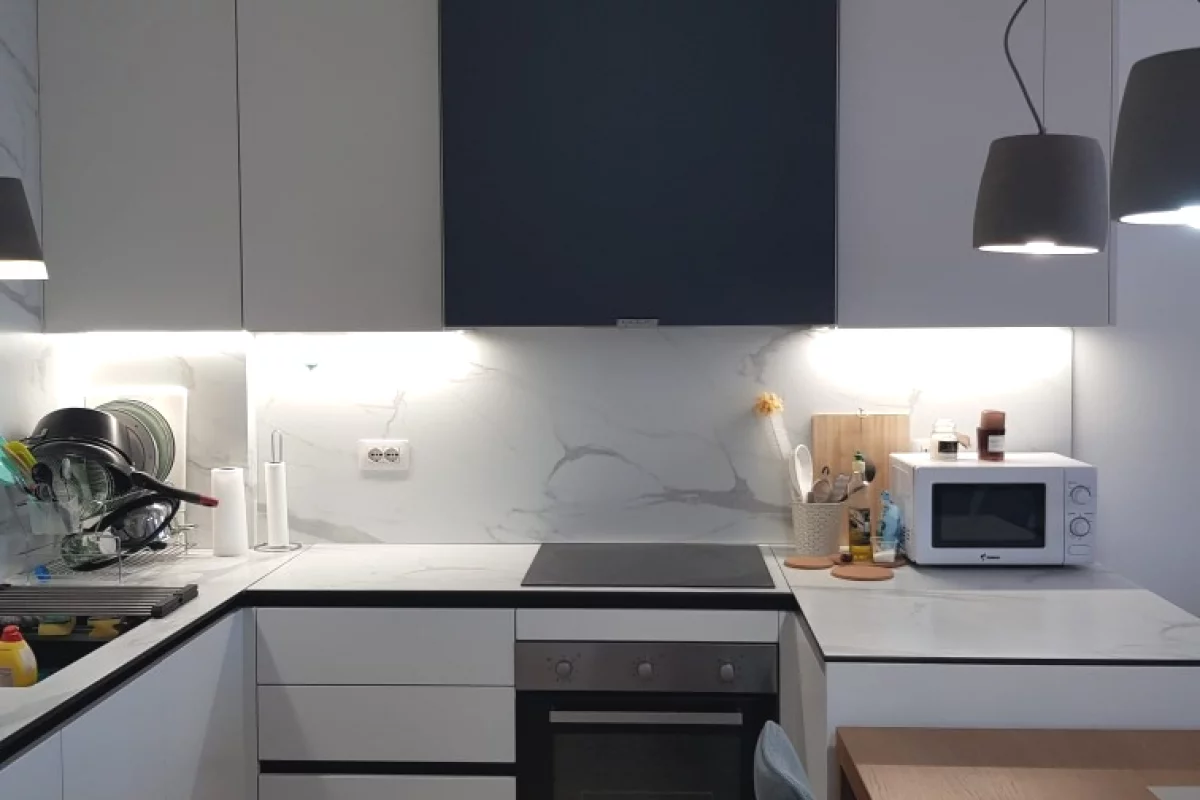 Shtepi me qera Apartament ne Tirane, 2+1, Mobilimi E mobiluar, Pagesa 900  Euro.