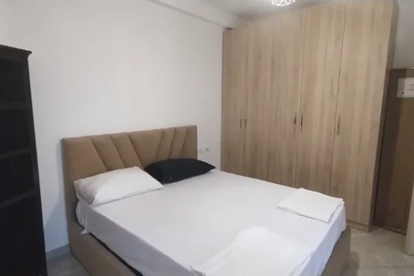 Shtepi me qera 1+1 ne Tirane - 550 Euro