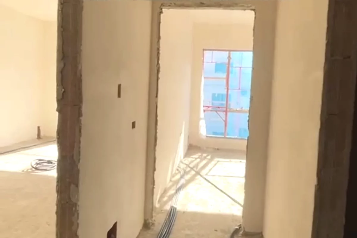 Shtepi ne shitje Apartament ne Tirane, 1+1, Mobilimi Bosh, pa mobiluar, Pagesa 168,300  Euro.