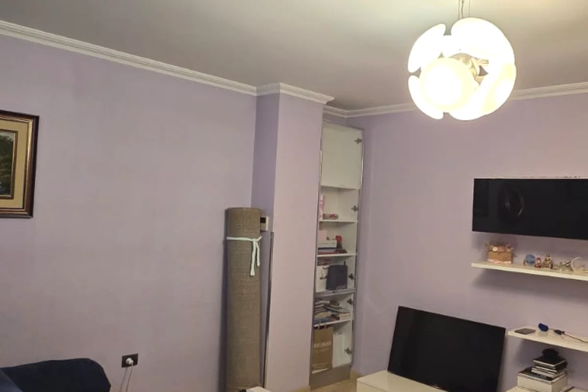 Shtepi me qera Apartament ne Tirane, 2+1, Mobilimi E mobiluar, Pagesa 650  Euro.