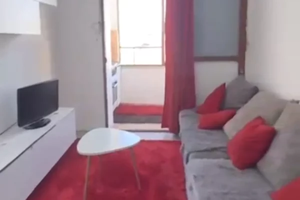 Shtepi me qera 1+1 ne Tirane - 460 Euro