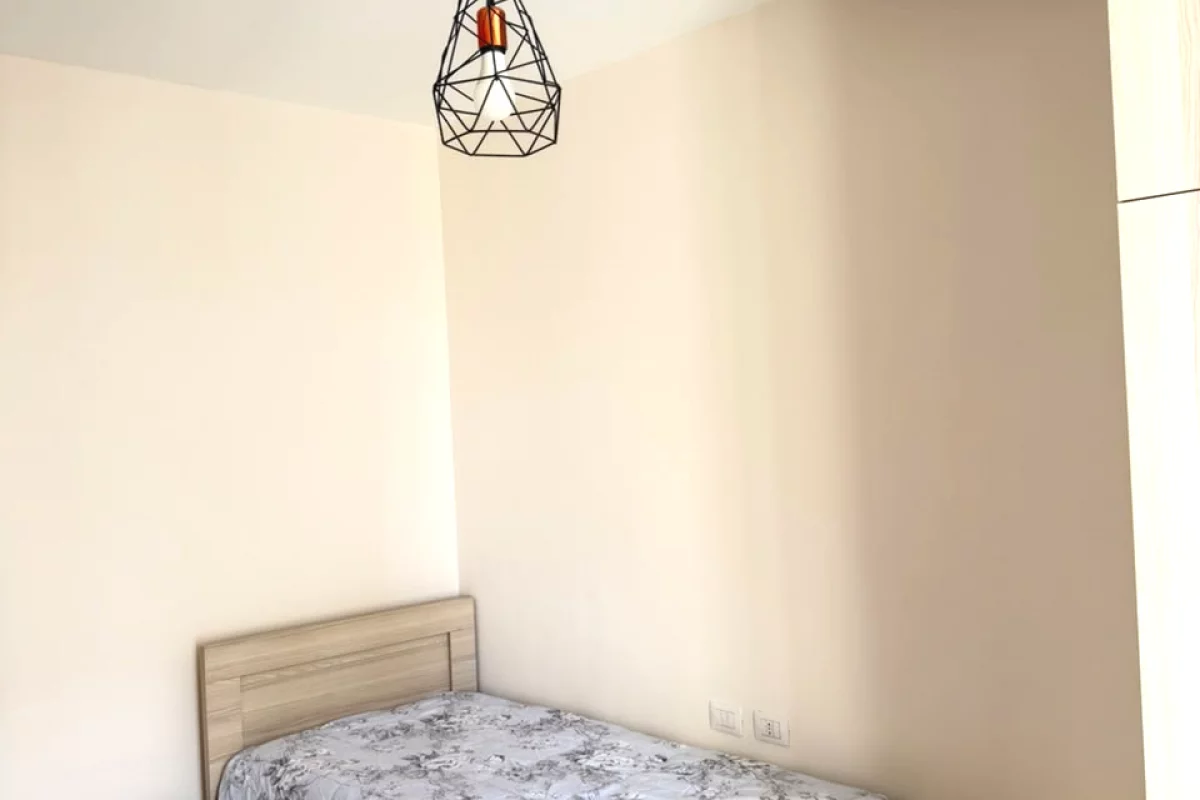 Shtepi me qera Apartament ne Tirane, 2+1, Mobilimi E mobiluar, Pagesa 750  Euro.
