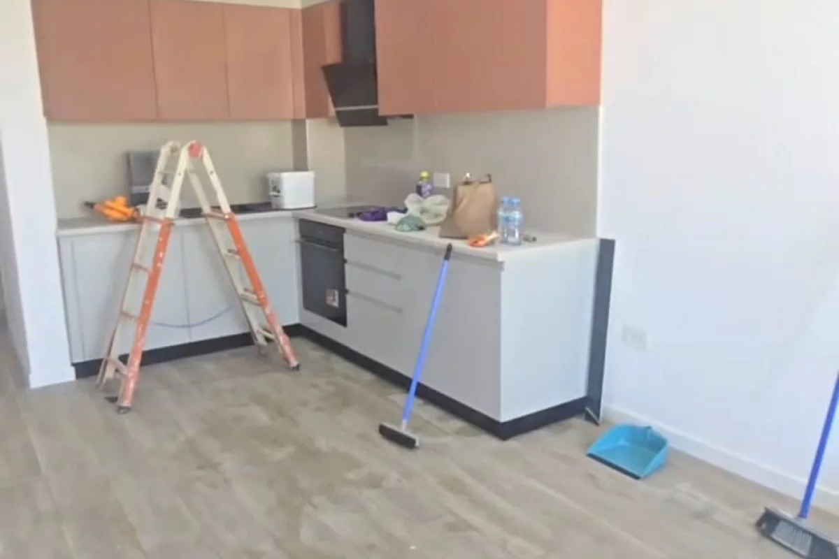 Shtepi me qera Apartament ne Tirane, 2+1, Mobilimi Bosh, pa mobiluar, Pagesa 800  Euro.