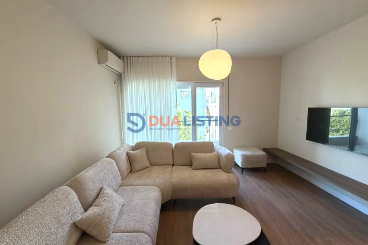 Shtepi me qera Apartament ne Tirane, 2+1, Mobilimi E mobiluar, Pagesa 800  Euro.