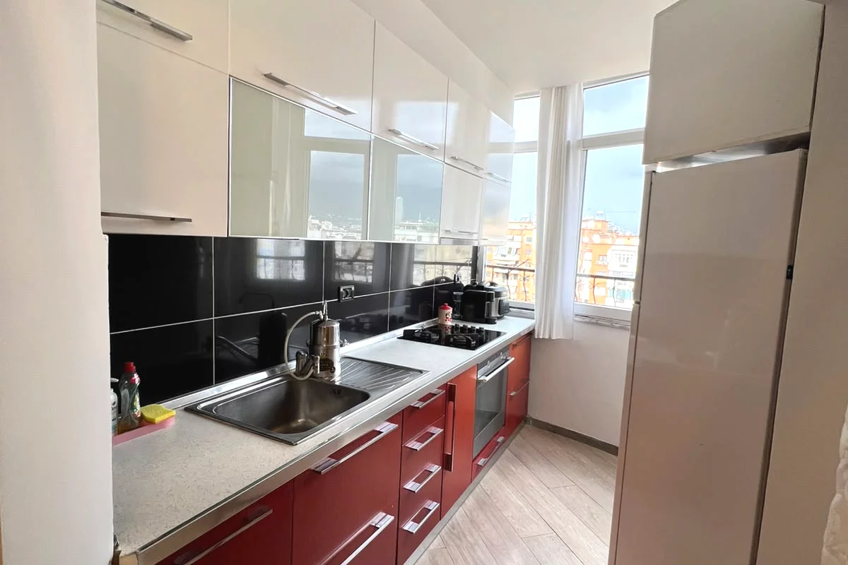 Shtepi ne shitje Apartament ne Tirane, 2+1, Mobilimi E mobiluar, Pagesa 245,000  Euro.