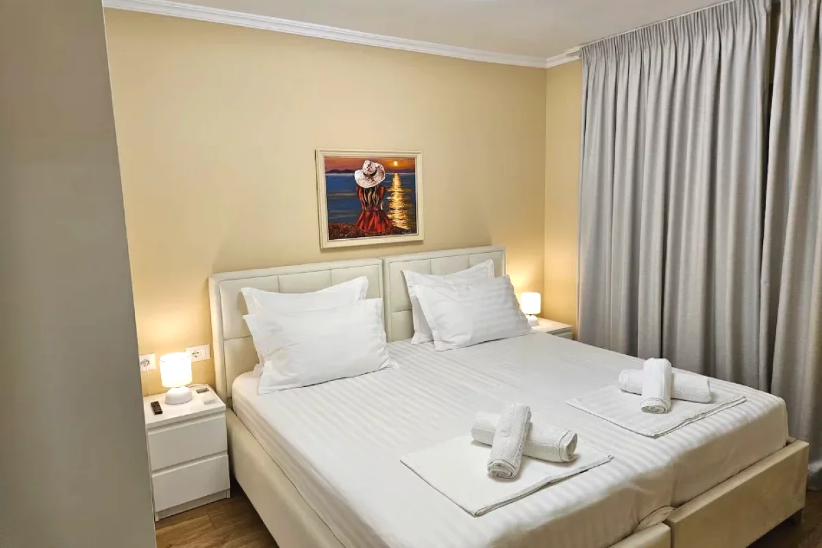 Shtepi me qera Apartament ne Tirane, 2+1, Mobilimi E mobiluar, Pagesa 800  Euro.