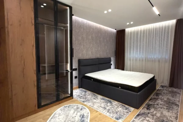 Shitet apartament 2+1 ne Astir , prane Bar Bohem , Unaza e Re , Yzberisht .