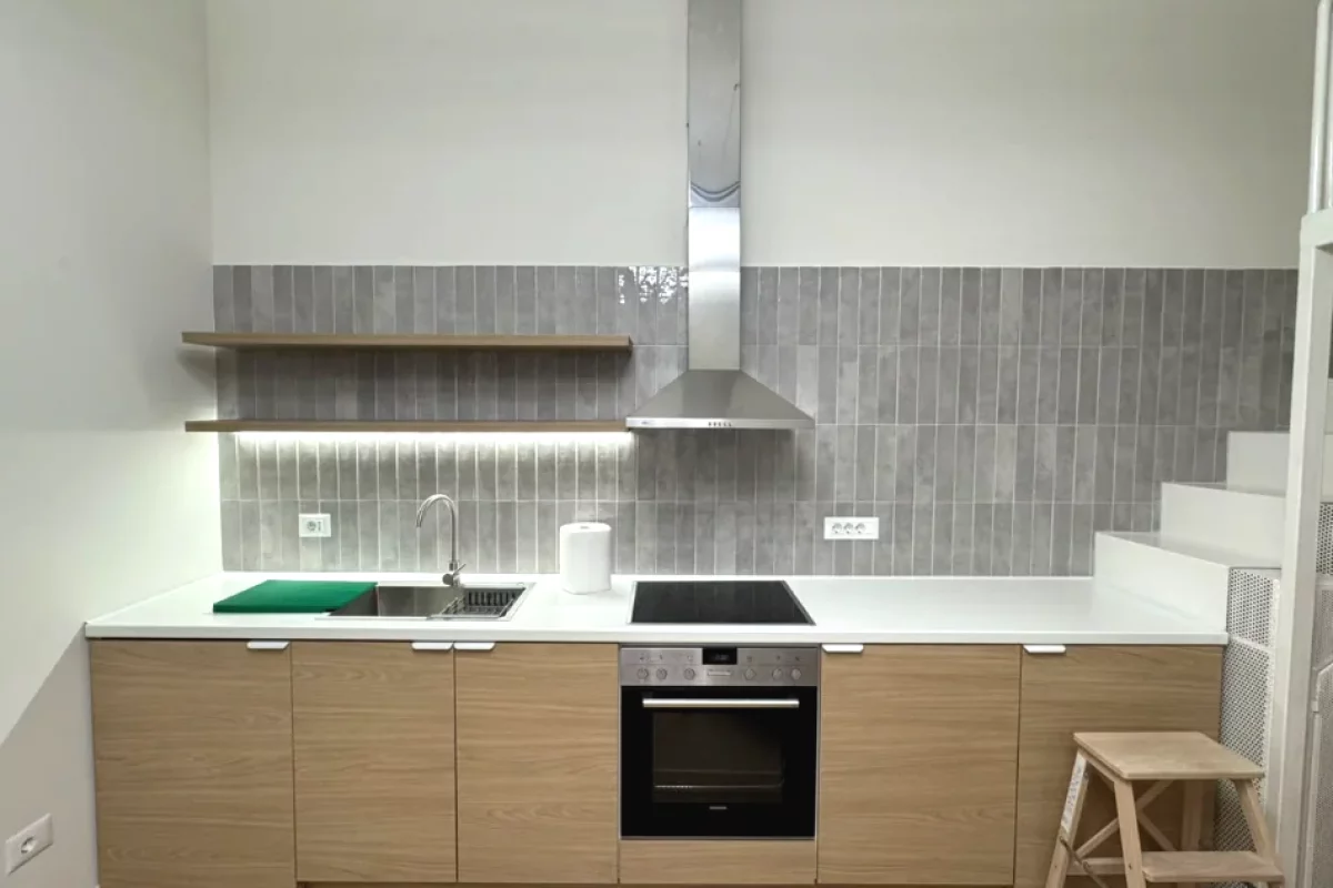 Shtepi me qera Apartament ne Tirane, 1+1, Mobilimi E mobiluar, Pagesa 500  Euro.