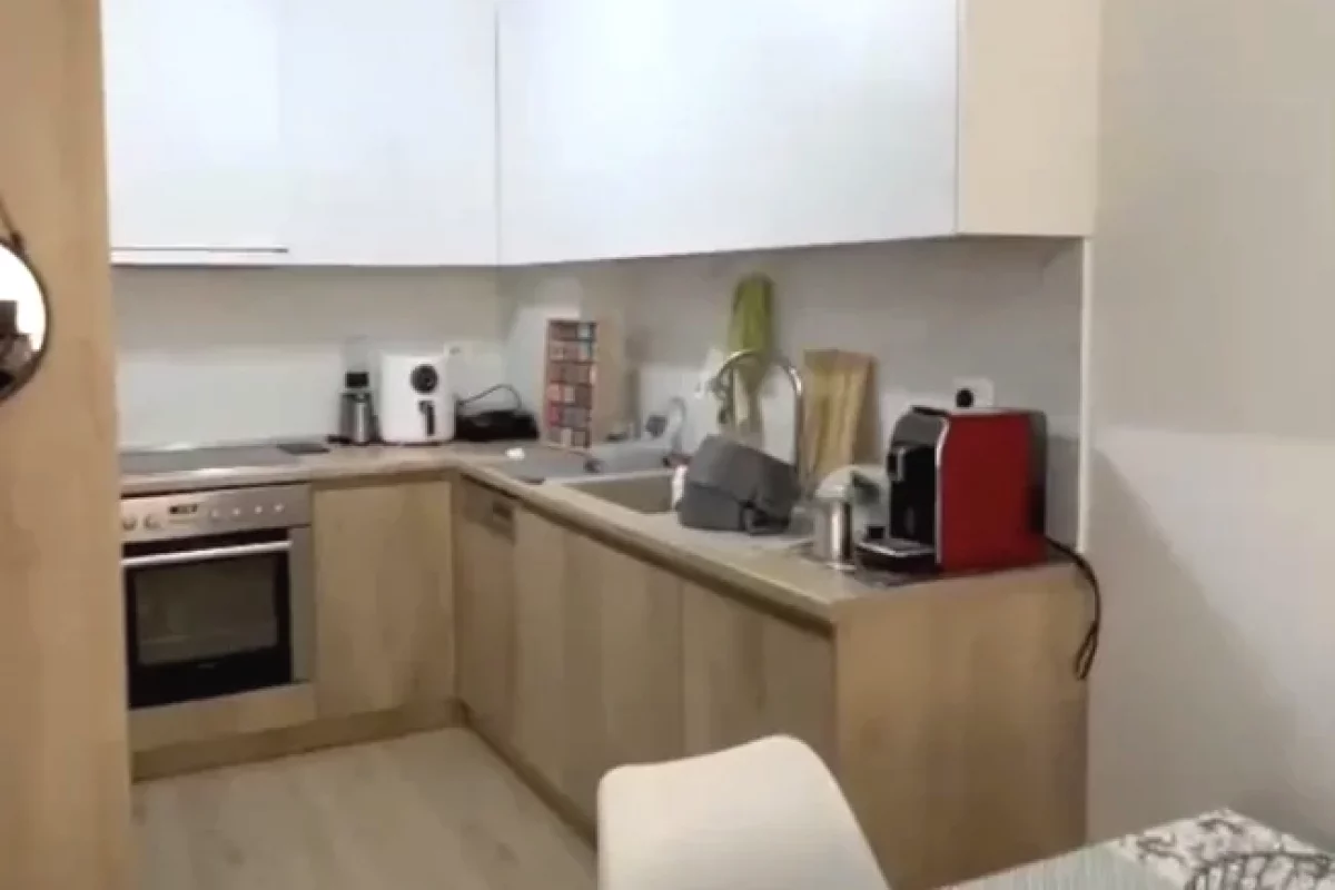 Shtepi me qera Apartament ne Tirane, 1+1, Mobilimi E mobiluar, Pagesa 500  Euro.