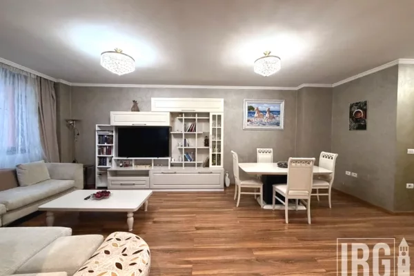 Jepet apartament 2+1+2 me qira tek Parlamenti , Qender , Sheshi Skenderbej , Piramida , Toptani , Rr