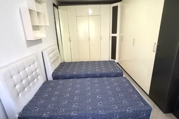 Shtepi me qera 2+1 ne Tirane - 700 Euro