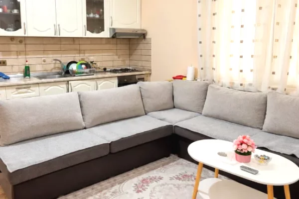 Shtepi ne shitje 2+1 ne Tirane - 130,000 Euro