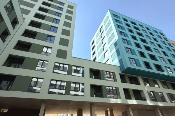 Shitet apartament 3+1+2 tualete+depo tek Splendor Residence , Porcelan .