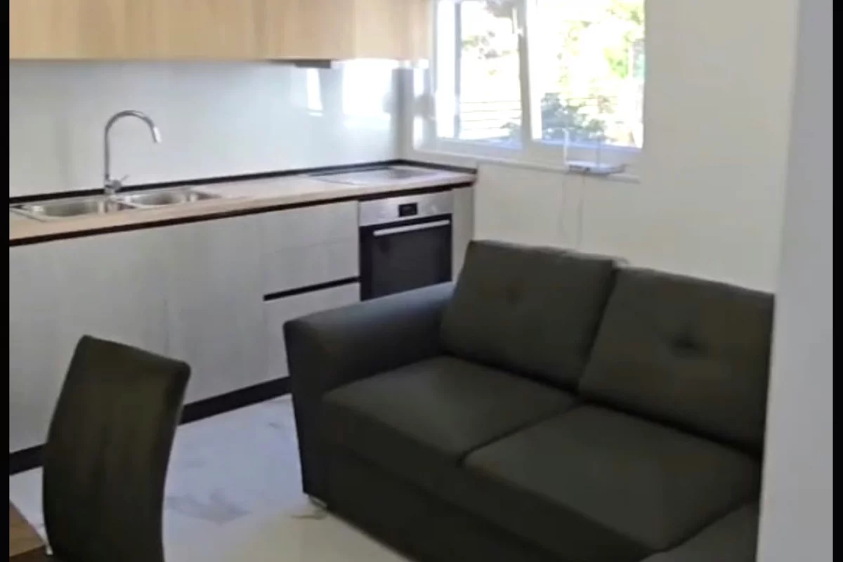 Shtepi me qera Apartament ne Tirane, 2+1, Mobilimi E mobiluar, Pagesa 600  Euro.