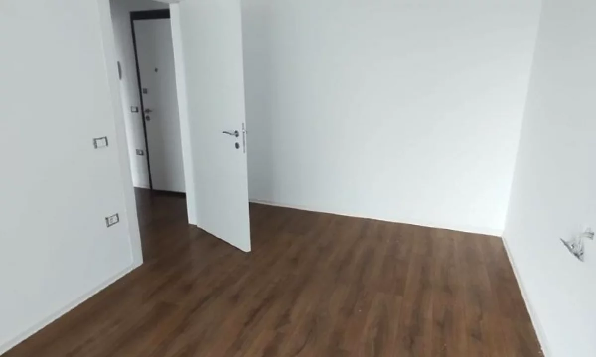 Appartamento in affitto a Tirana 1+1, Arredato