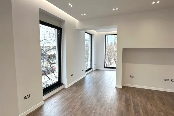 Jepet ambient biznesi me qira , tek Shallvaret .