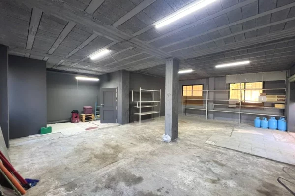 Ambient biznesi me qera 1+1 ne Tirane - 650 Euro