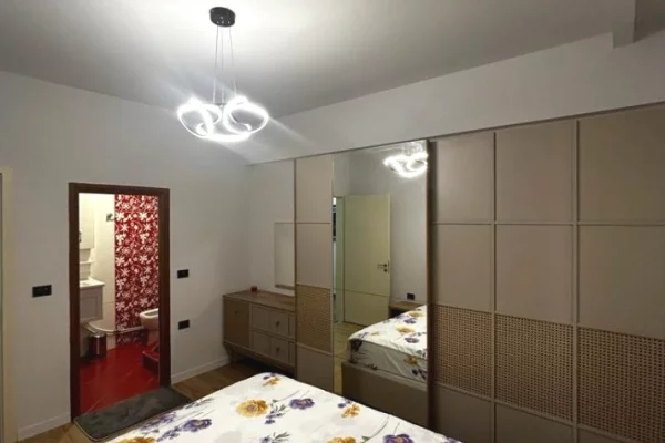 Casa in affitto 2+1 a Tirana - 1,000 Euro