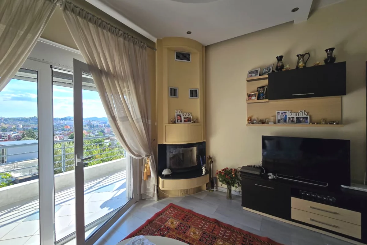 Shtepi me qera Apartament ne Tirane, 2+1, Mobilimi E mobiluar, Pagesa 500  Euro.