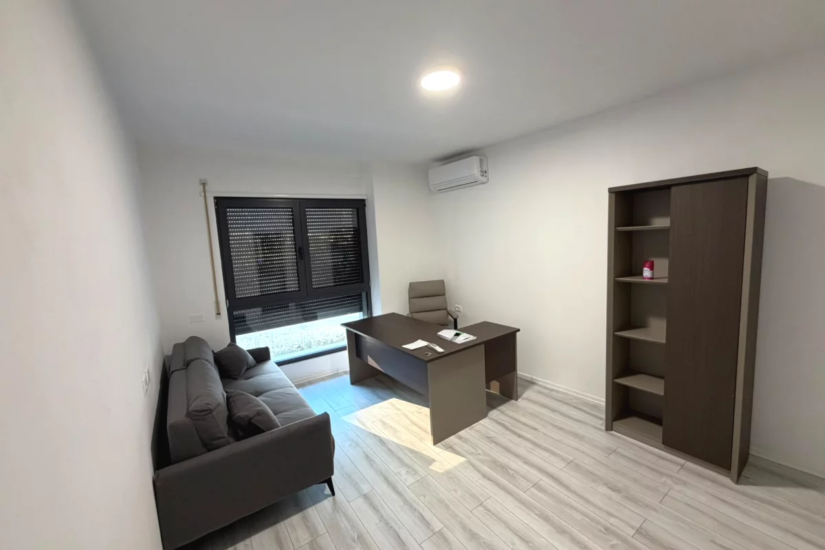 Jepet ambient per zyra me qira tek Bulevardi i Ri##1.3K##44