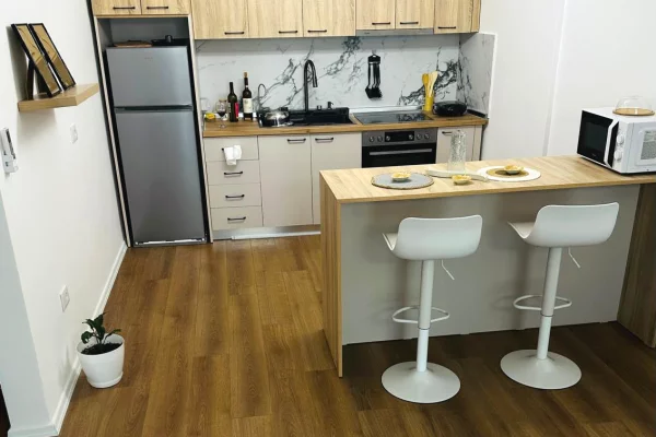 Shtepi me qera 1+1 ne Tirane - 900 Euro