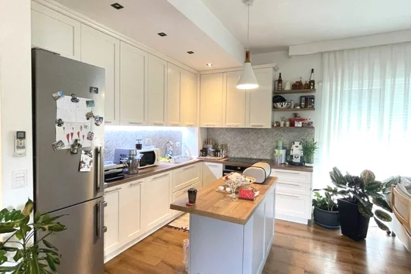 Shitet apartament 3+1 tek Rezidenca Kodra e Diellit 1 , Zgjatimi##275K##114