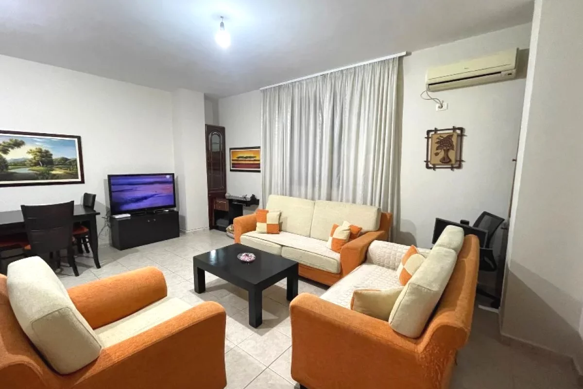 Shtepi me qera Apartament ne Tirane, 1+1, Mobilimi E mobiluar, Pagesa 600  Euro.