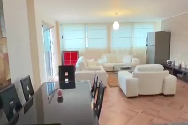 Shtepi ne shitje 2+1 ne Tirane - 195,000 Euro