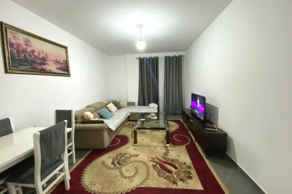 Shtepi ne shitje 2+1 ne Tirane - 140,000 Euro