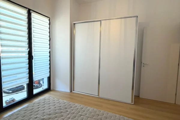 Shtepi me qera 1+1 ne Tirane - 700 Euro